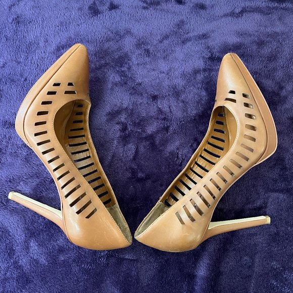 BCBG – BG Lanie Heels Brown Cognac - Picture 4 of 7